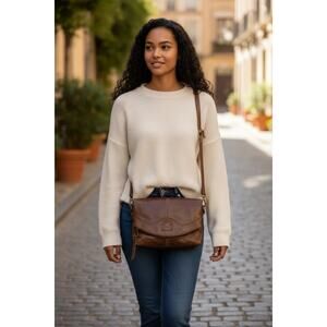 Brown Leather Crossbody Flap Shoulder Bag (Liz & Co) – Good Condition